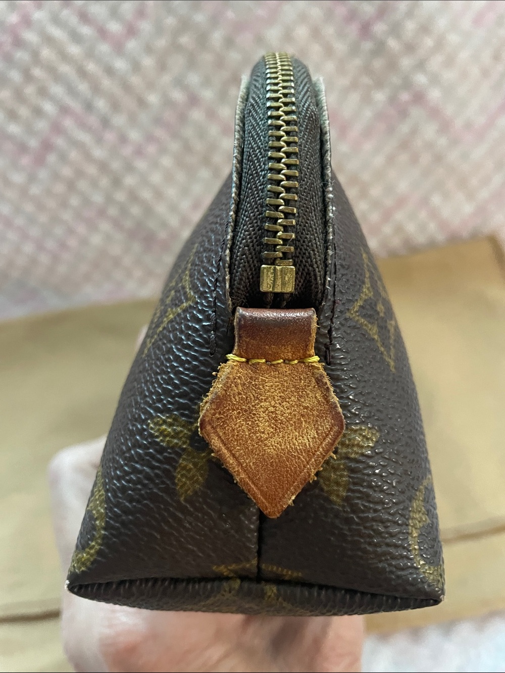 Louis Vuitton Pouch with COA - Picture 6 of 16